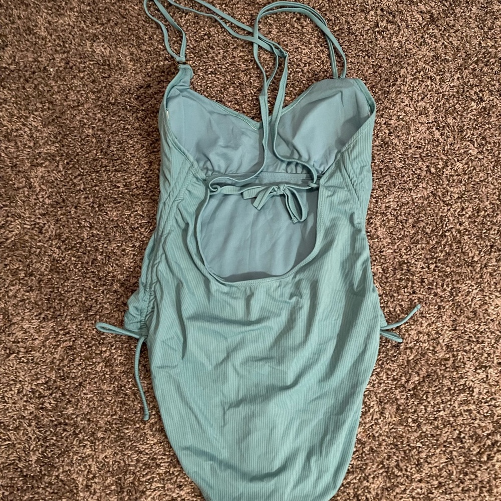 One piece bathing suit